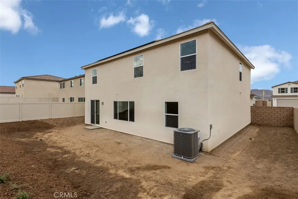 27365 Dunite Drive, Perris, California 92571 home-pic-13